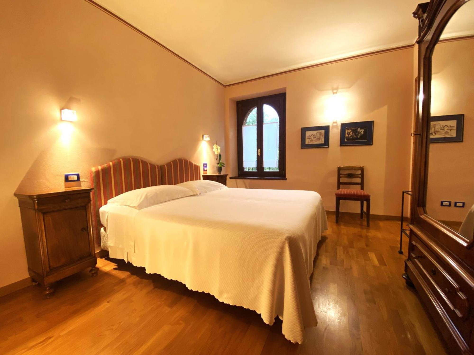 La Locanda Del Notaio Pellio Intelvi Exteriör bild