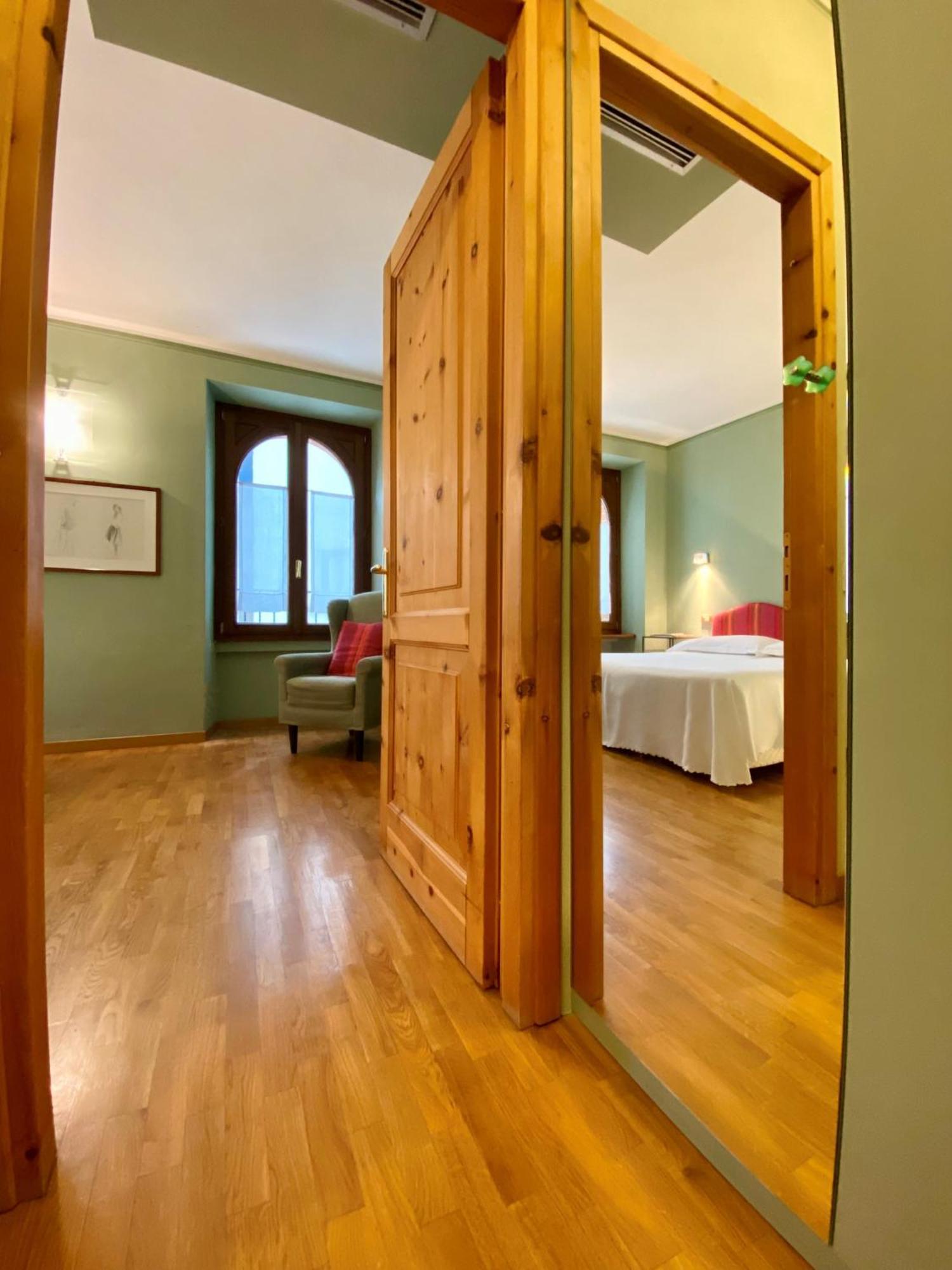 La Locanda Del Notaio Pellio Intelvi Exteriör bild