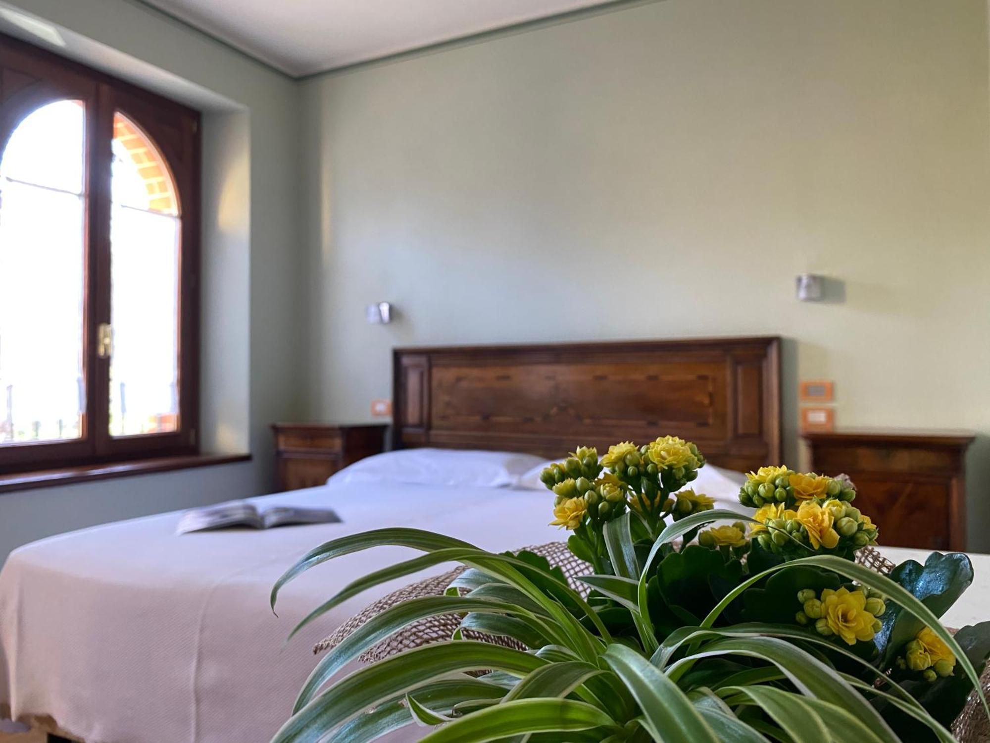 La Locanda Del Notaio Pellio Intelvi Exteriör bild